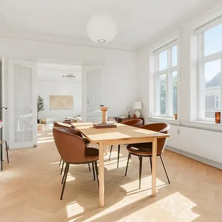 Apartament Fantastisk Herskabslejlighed I Hjertet Af Kbh