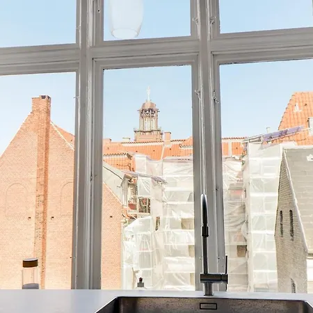 Fantastisk Herskabslejlighed I Hjertet Af Kbh Kopenhaga