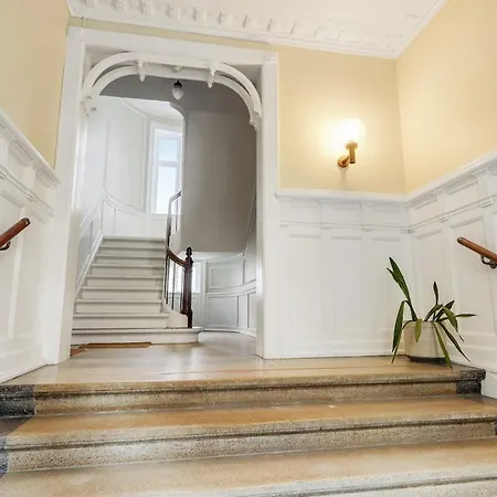Fantastisk Herskabslejlighed I Hjertet Af Kbh *